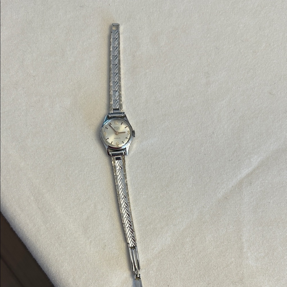 Ladies VintageVETTA Wrist Watch